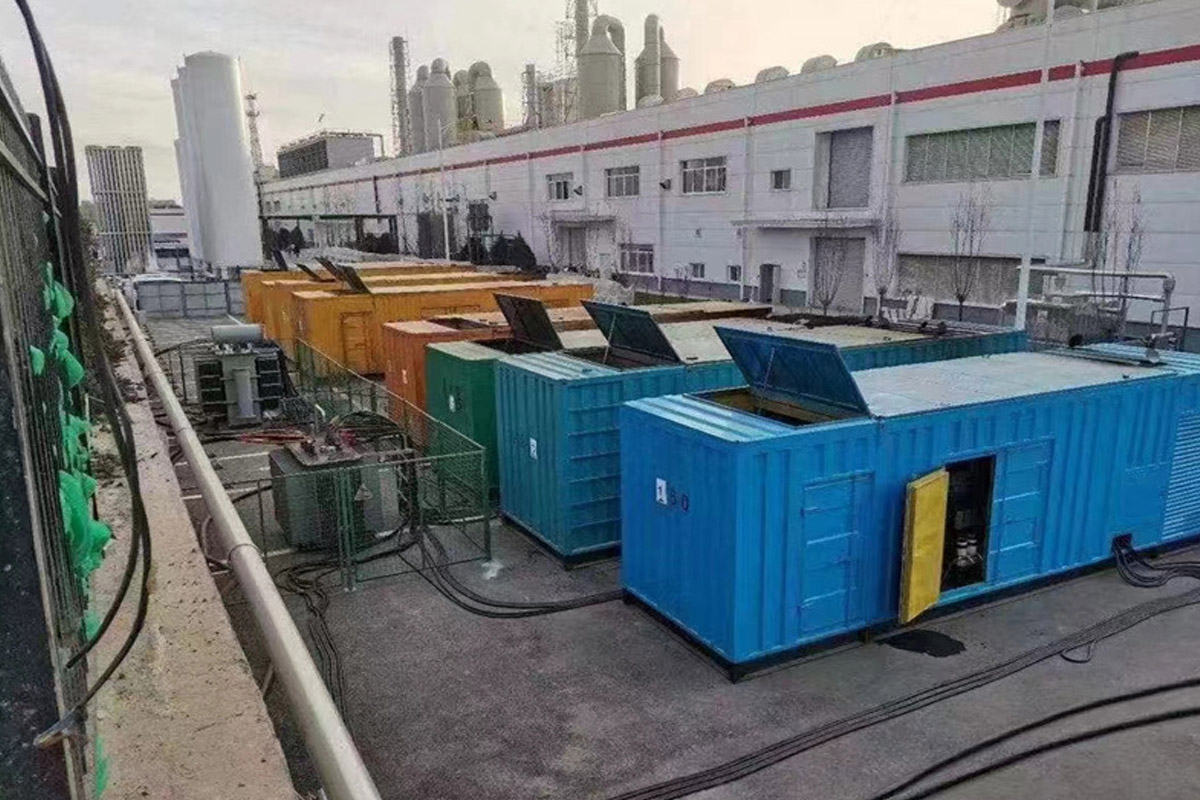 西岗发电机租赁施工现场